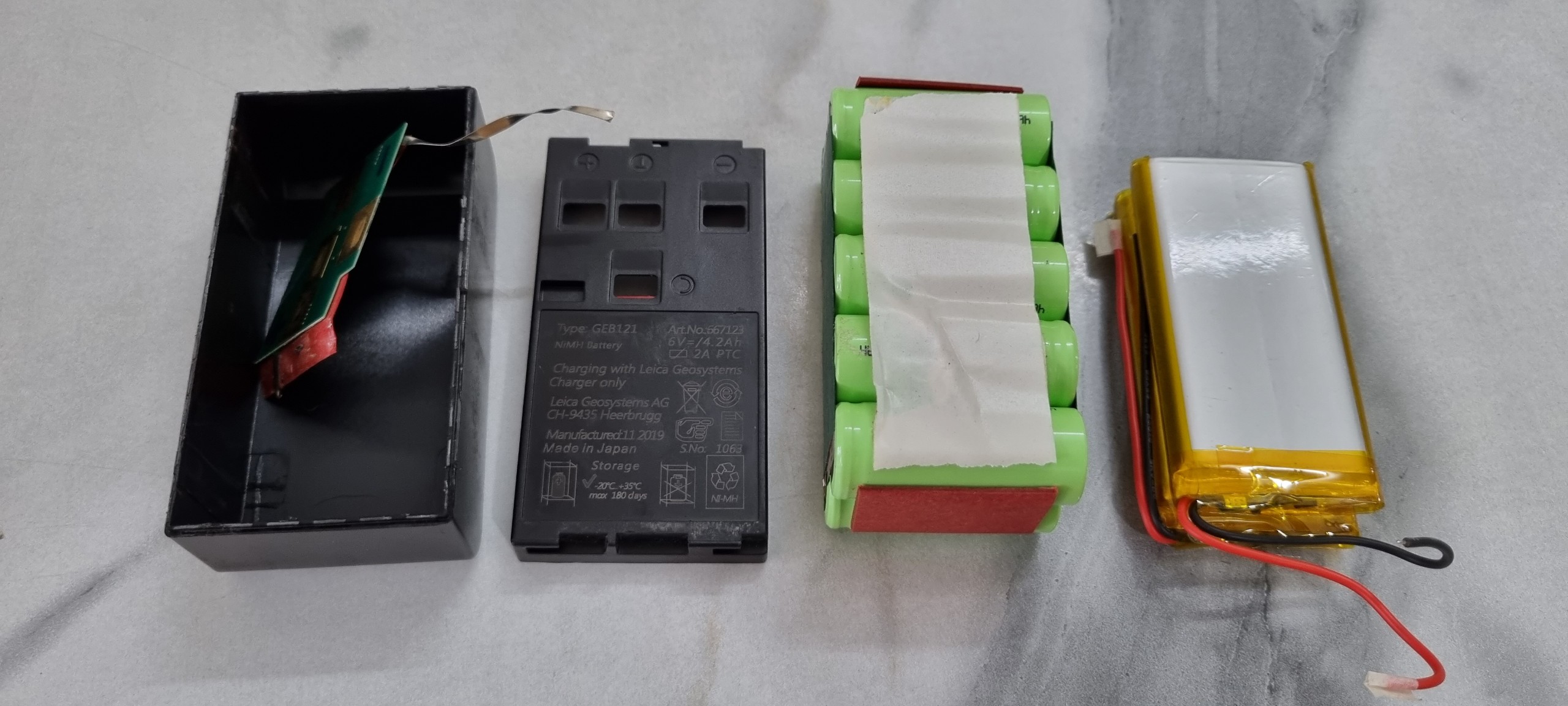 Thay cell pin, ruột pin máy toàn đạc Leica tại Đà Nẵng