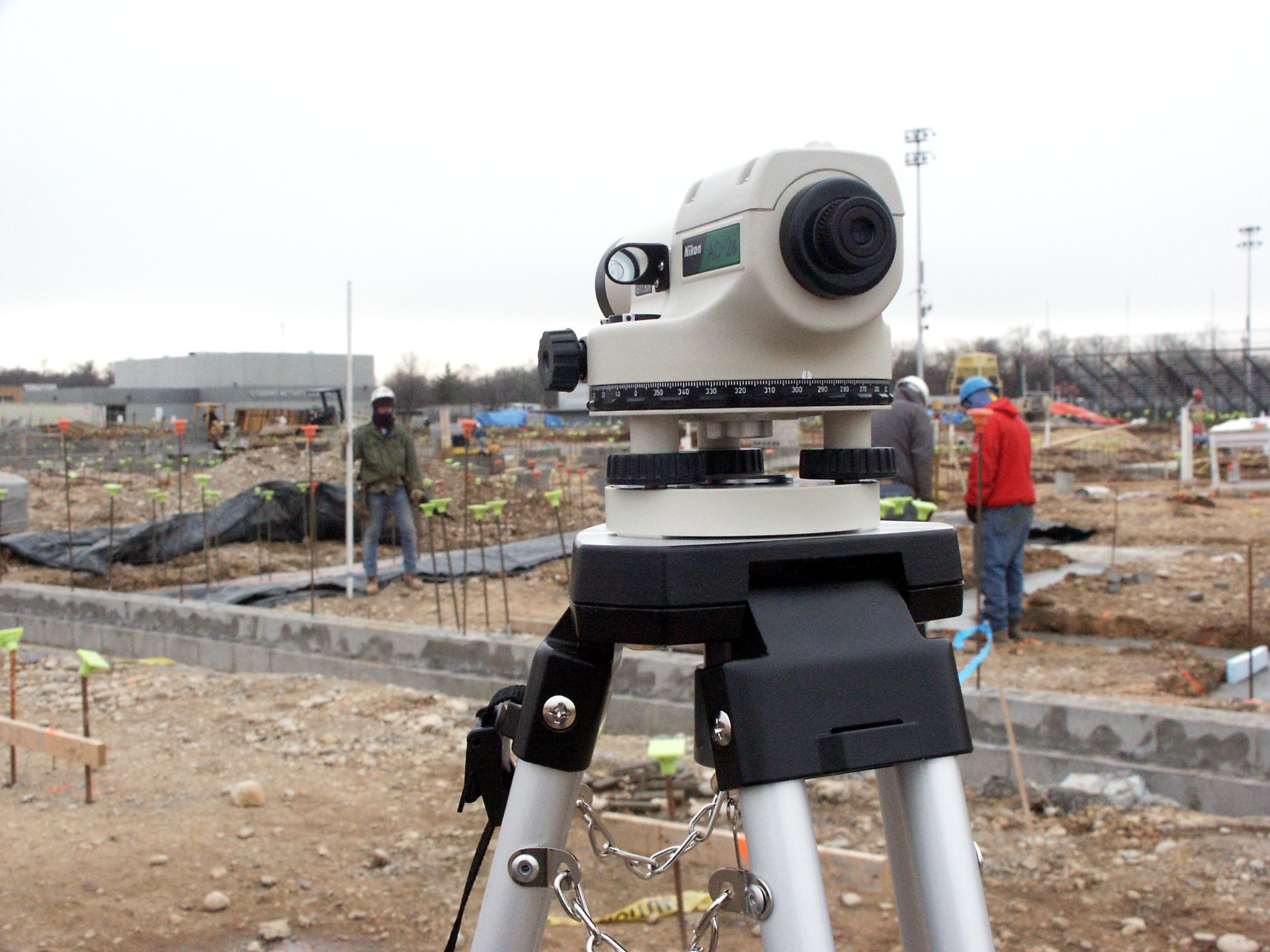 máy nikon hoạt động ngoài trời